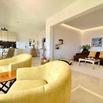 Apartman Sol *